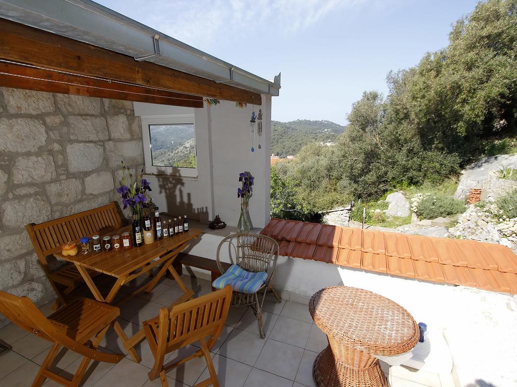 Apartment Cacini Dvori Lastovo Habitación foto